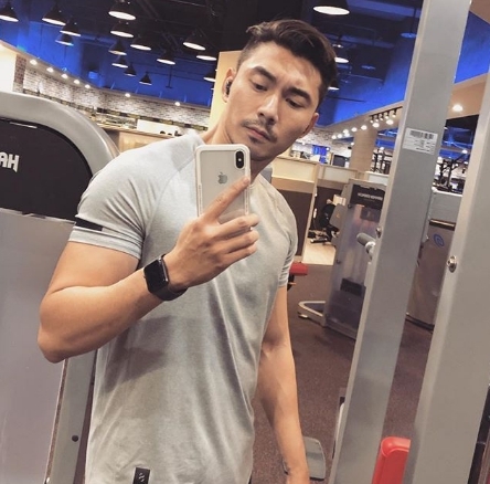 Larryyy的第一张照片--香港蓝颜知己交友网