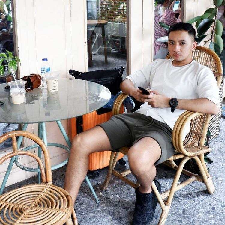 愛的供養的第一张照片--香港蓝颜知己交友网