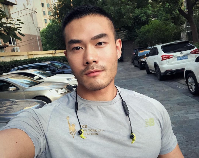 誠的第一张照片--香港蓝颜知己交友网