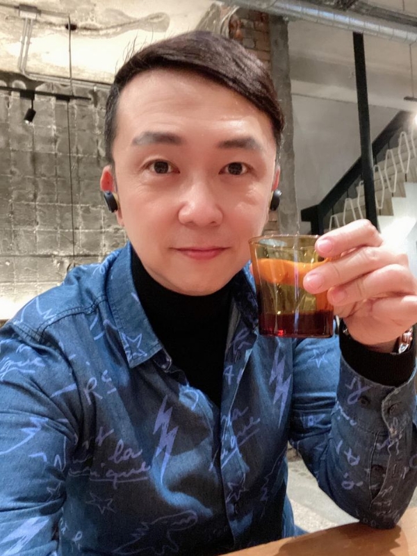 陈道明的第二张照片--香港蓝颜知己交友网