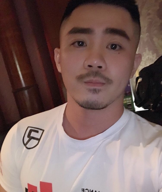 岁月的第二张照片--香港蓝颜知己交友网