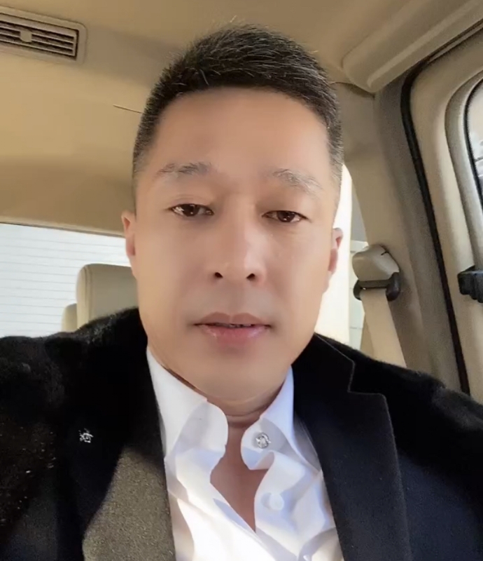 追逐的第一张照片--香港蓝颜知己交友网