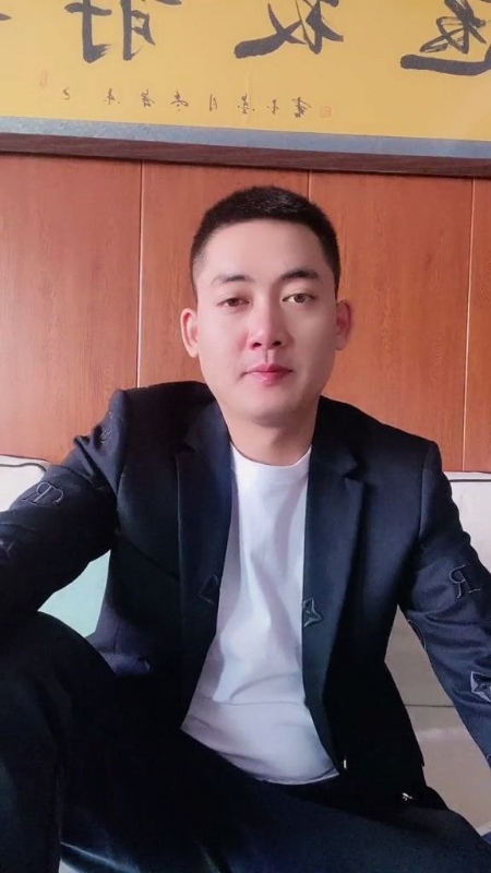 李泽胜的第一张照片--香港蓝颜知己交友网