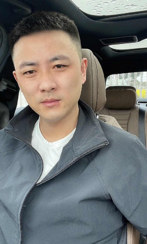 惊弢亥琅的第一张照片--香港蓝颜知己交友网