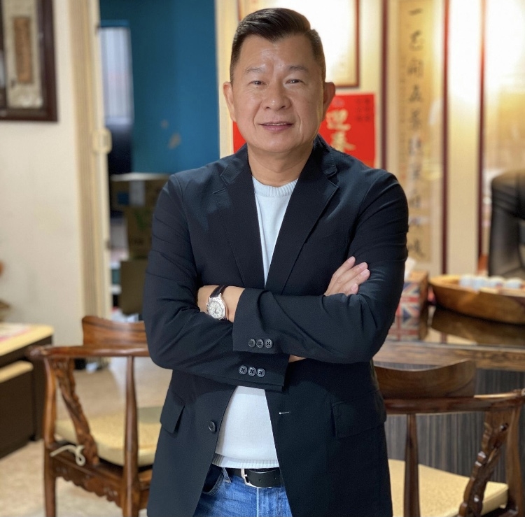 幸福余生的第一张照片--香港蓝颜知己交友网