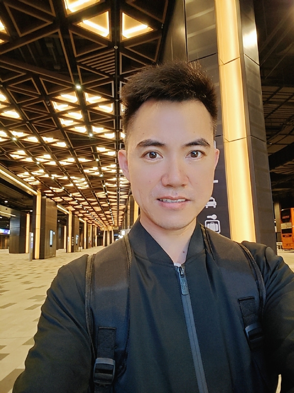 只願一生愛一人的第二张照片--香港蓝颜知己交友网